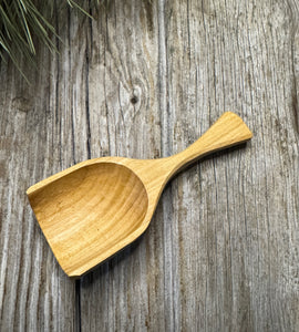 OOP0083 cherry wood shovel